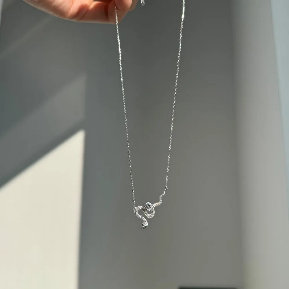 JAC Silver Dainty 925 Sterling Silver Rhodium Plated 5A Cubic Zirconia VVS1 D Color Moissanite Stone Snake Pendant Necklace for Women